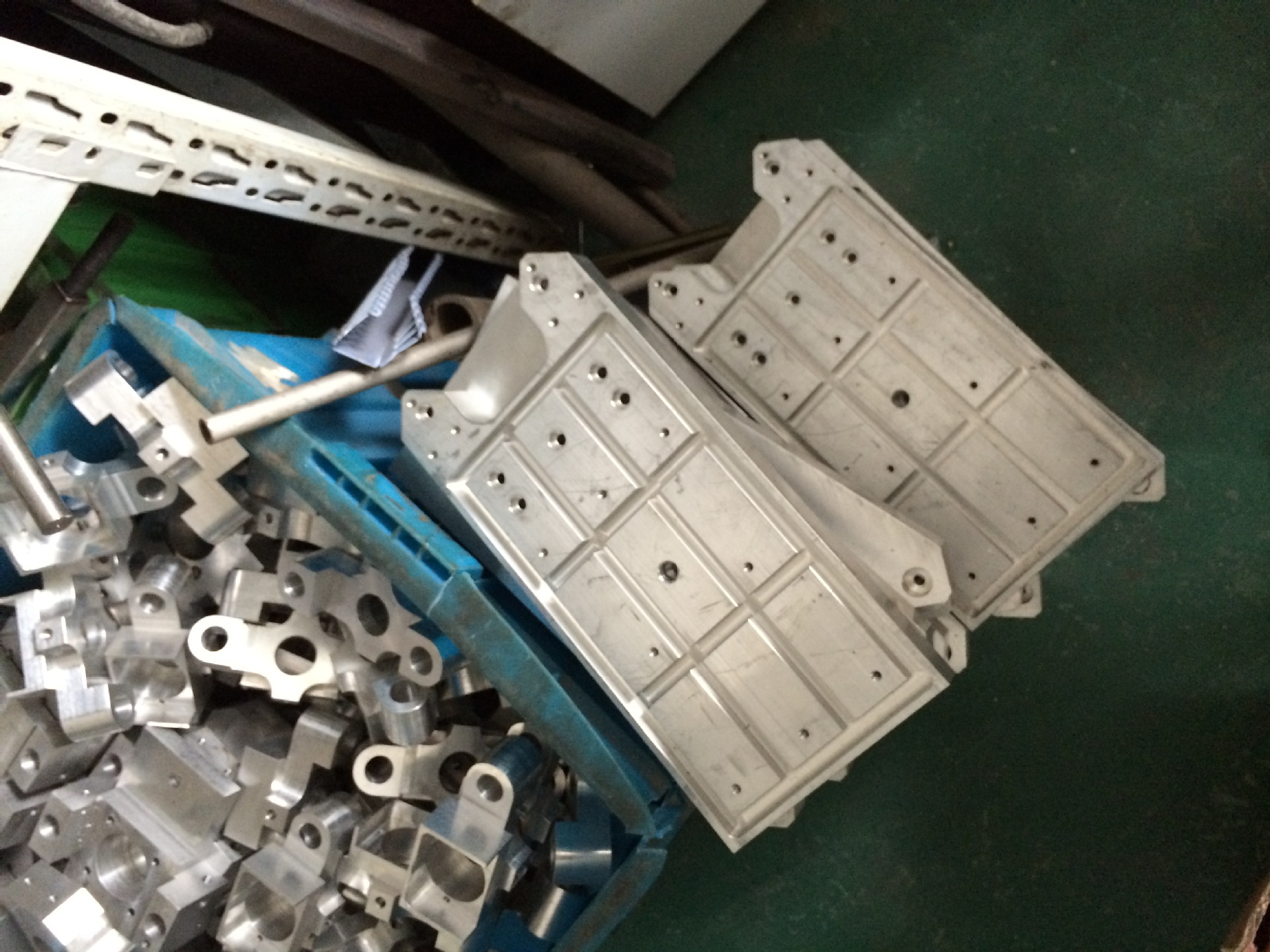 CNC加工中尽数台对外加工、包装机械配件加工、食品机械配件加工