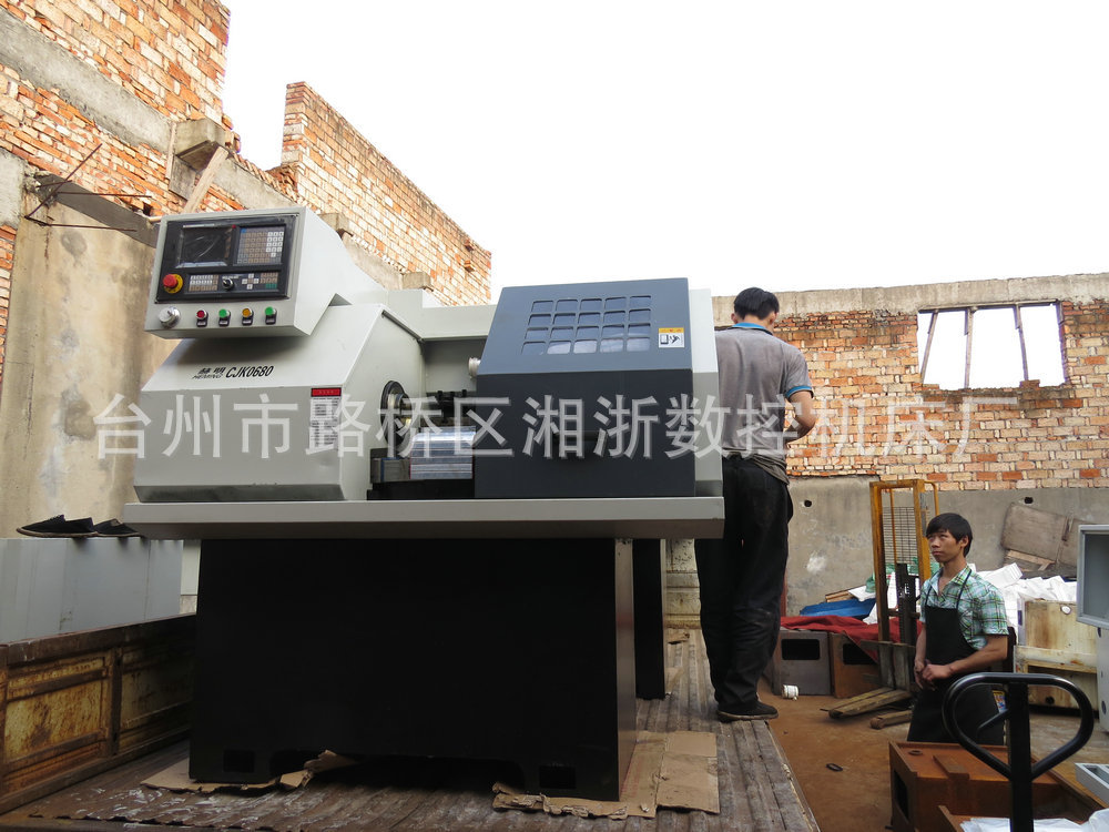 数控车床厂家供应 高精度斜身数控车床 品质优良