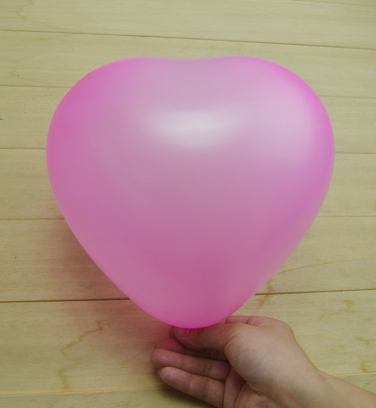 粉红色珠光心形气球 活动婚庆普通心形气球约90个