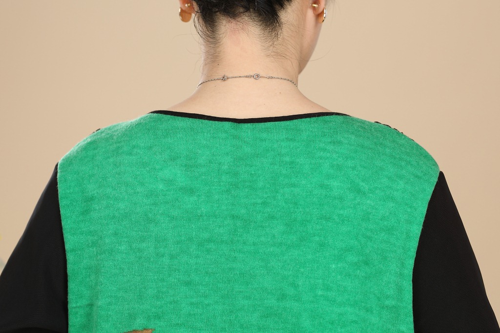 <em>批发</em>采购<em>中老年</em>女装-<em>中老年</em>保暖<em>加绒毛衣</em>2014