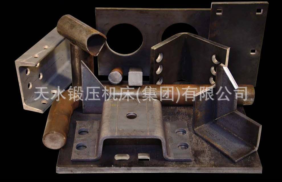 多功能联合冲剪机