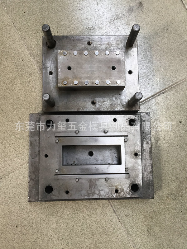 热销推荐 压塑五金成型模 注射五金成型模铝挤模