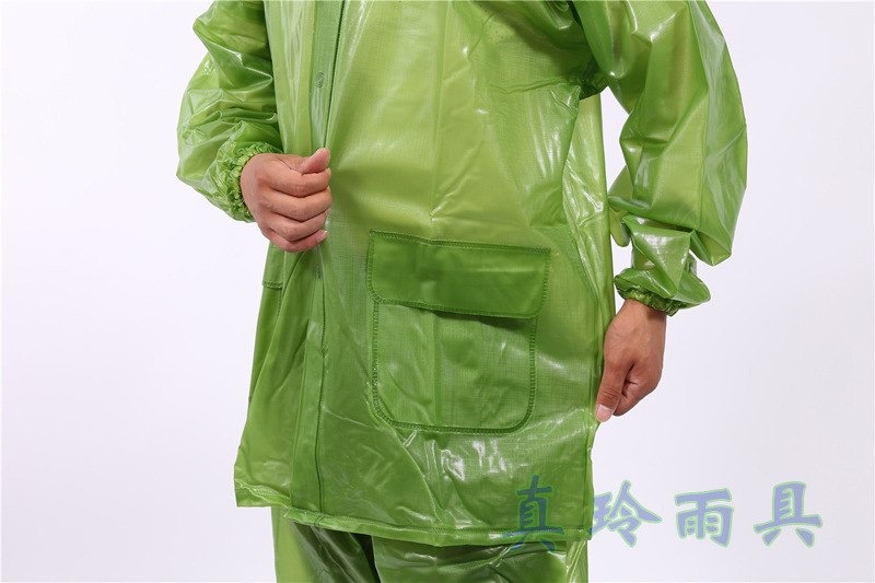 30mm果绿高弹雨衣套装