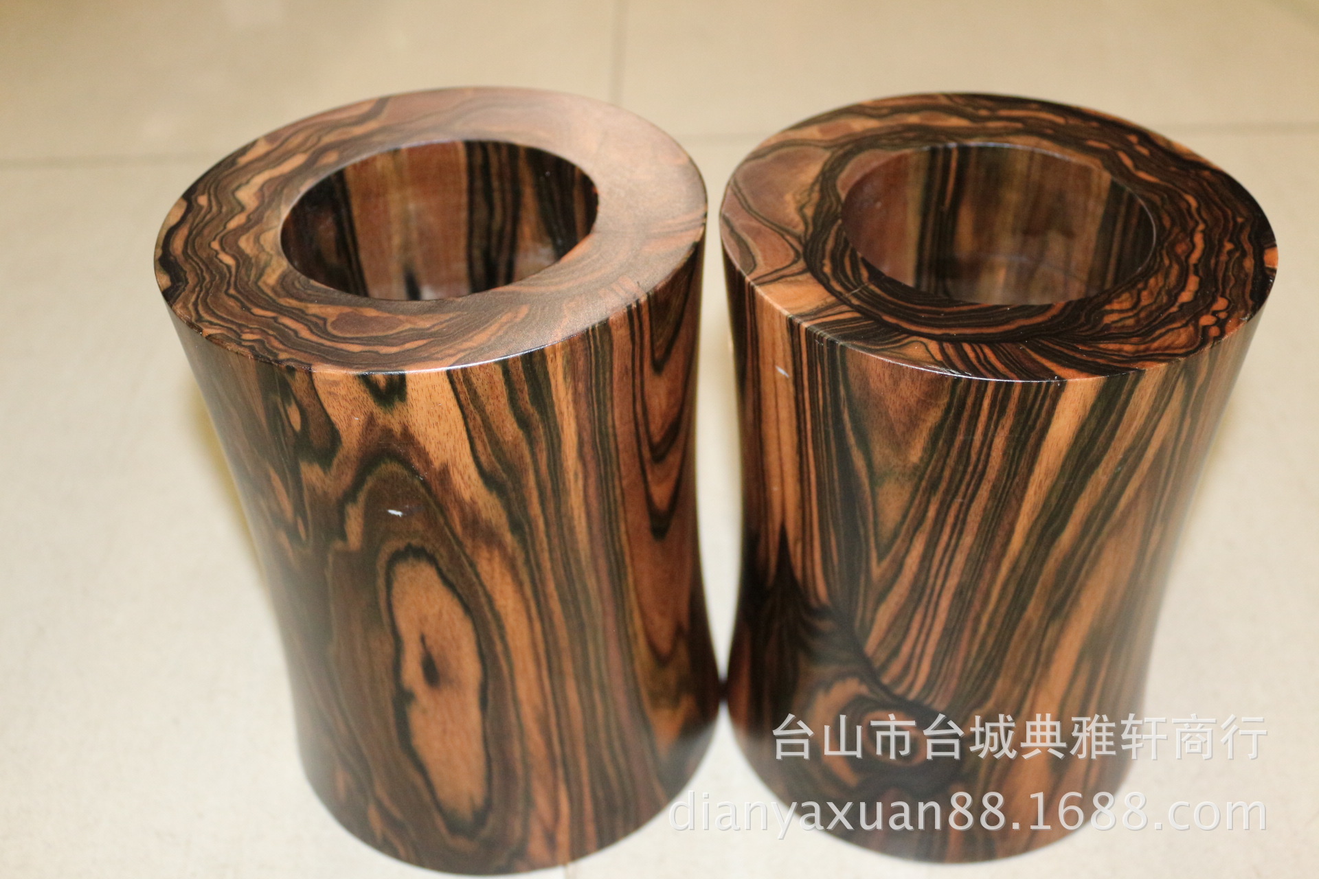 条纹乌木笔筒14.5x14 (3)