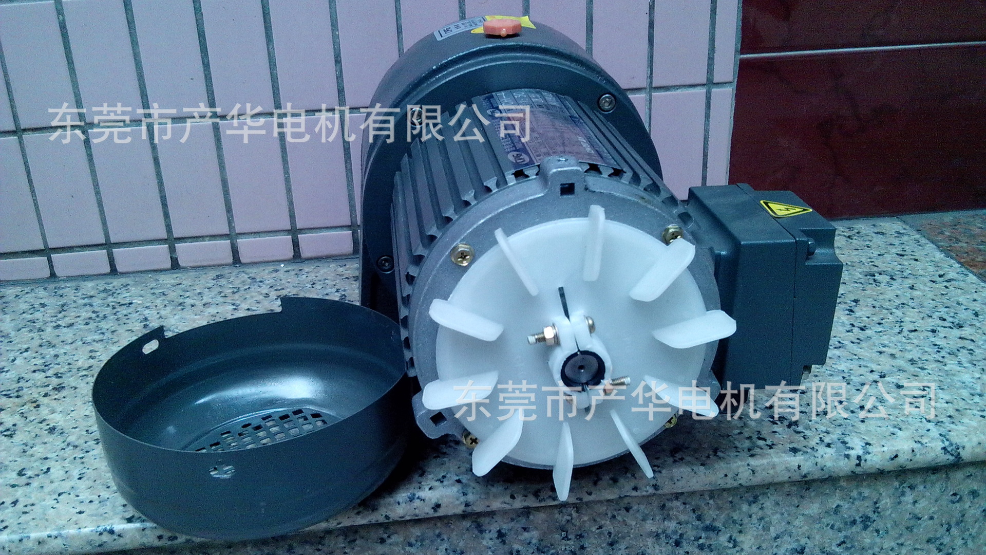 齿轮减速马达接线盒自行更改方向如何操作?以