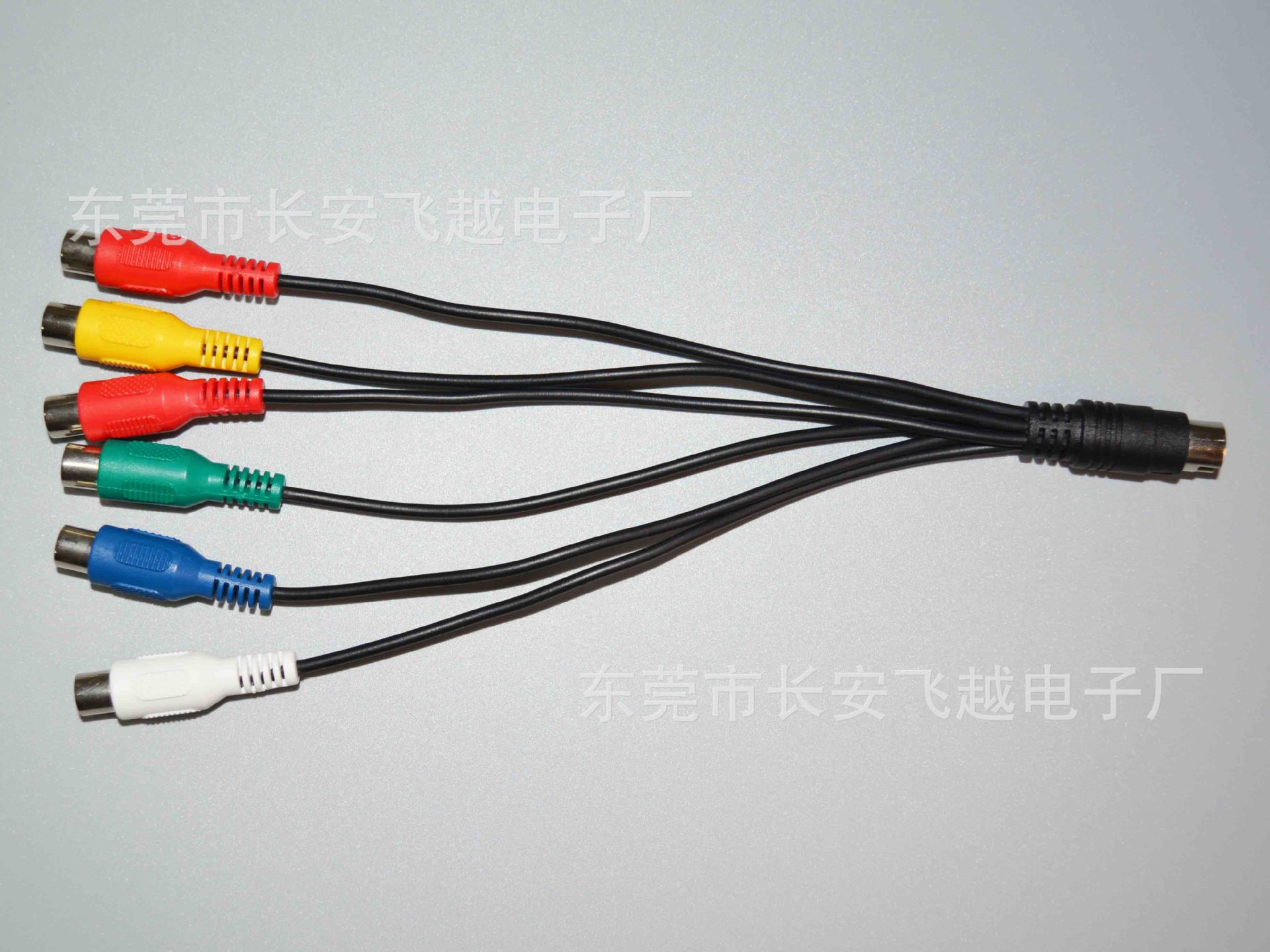 线 9pin转av 厂家直销  采用全纯铜插头,有效保证紧密连接,保持信号