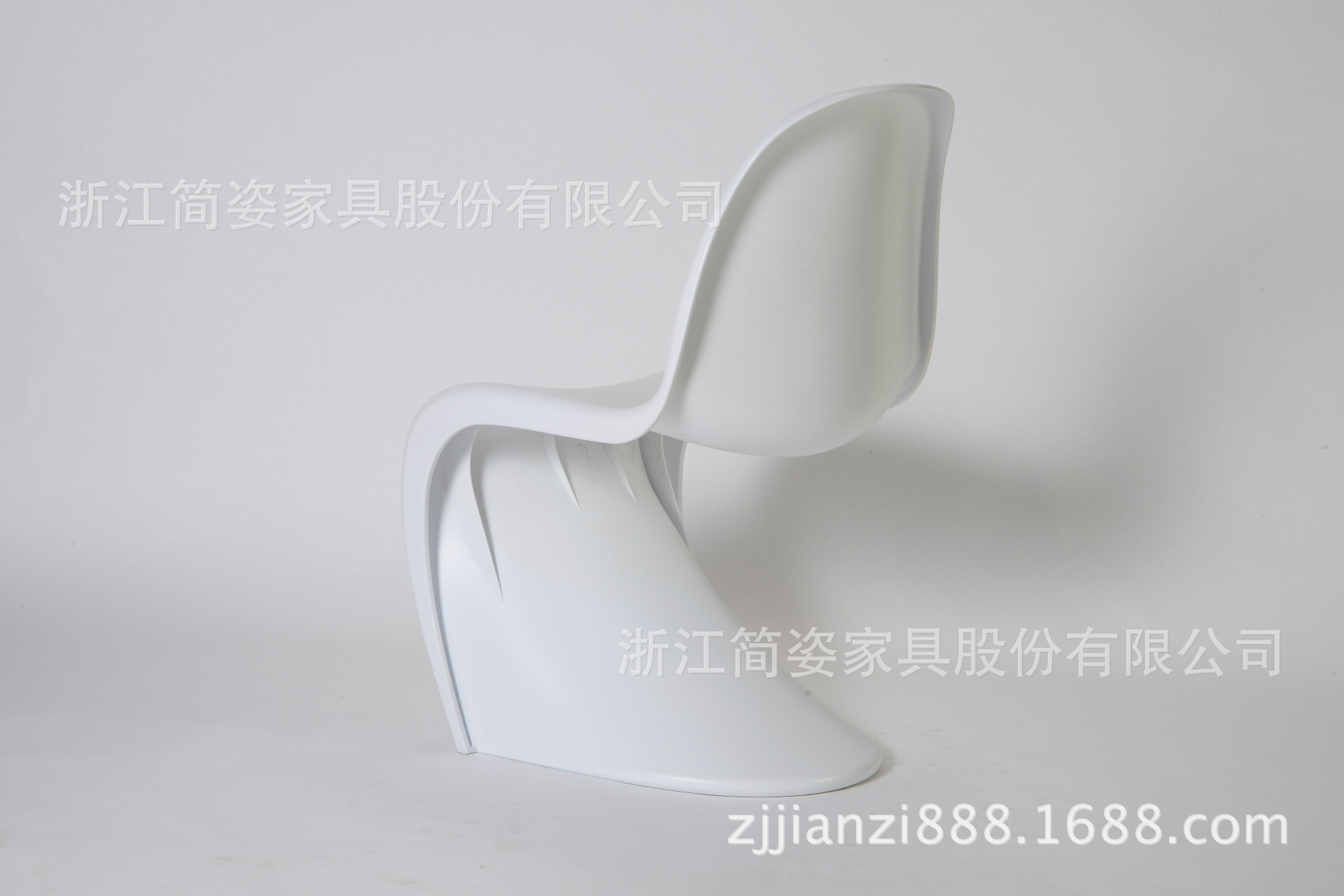 欧式简约现代会议椅 潘顿椅panton chair s椅 休闲时尚塑料椅子
