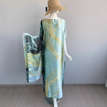 跨境歐美長袍阿拉伯罩袍大碼仿真絲印花女裝連衣裙衣服披肩套裝