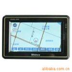 新科GPS E202车载导航仪 不足千元车载导航