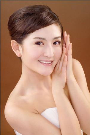 2007年主持人商业收入排行榜（图） 管理 主持人 排行榜 明星职业 