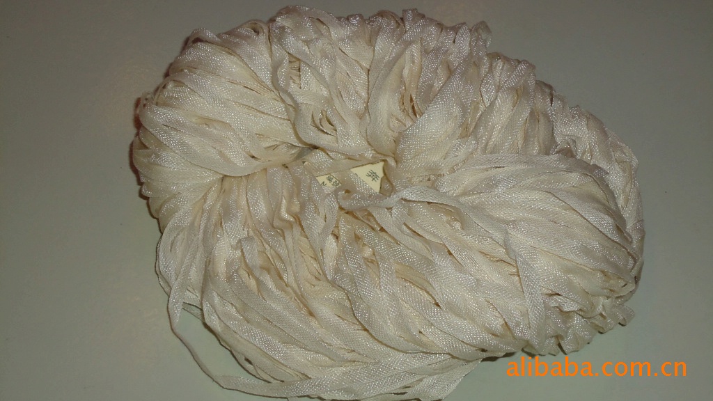 5mm 带子纱 扁带纱 72%c/28%p,适用于针织时装毛衫用纱