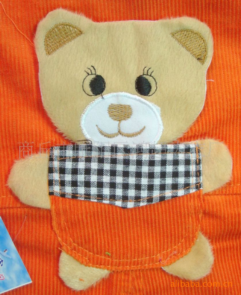 批发儿童背带裤/灯芯绒卡通图案小熊口袋 品牌:其他 面料:灯芯绒 款式