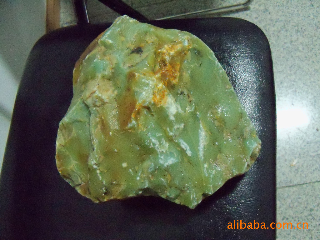 供应【金石 奇石 叶腊石 艾叶绿 玉器 玉】