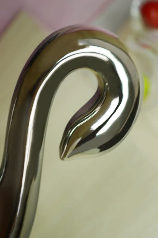 供应陶瓷花瓶 电镀金银摆设 情侣天鹅 家居装饰 新婚婚庆 16073