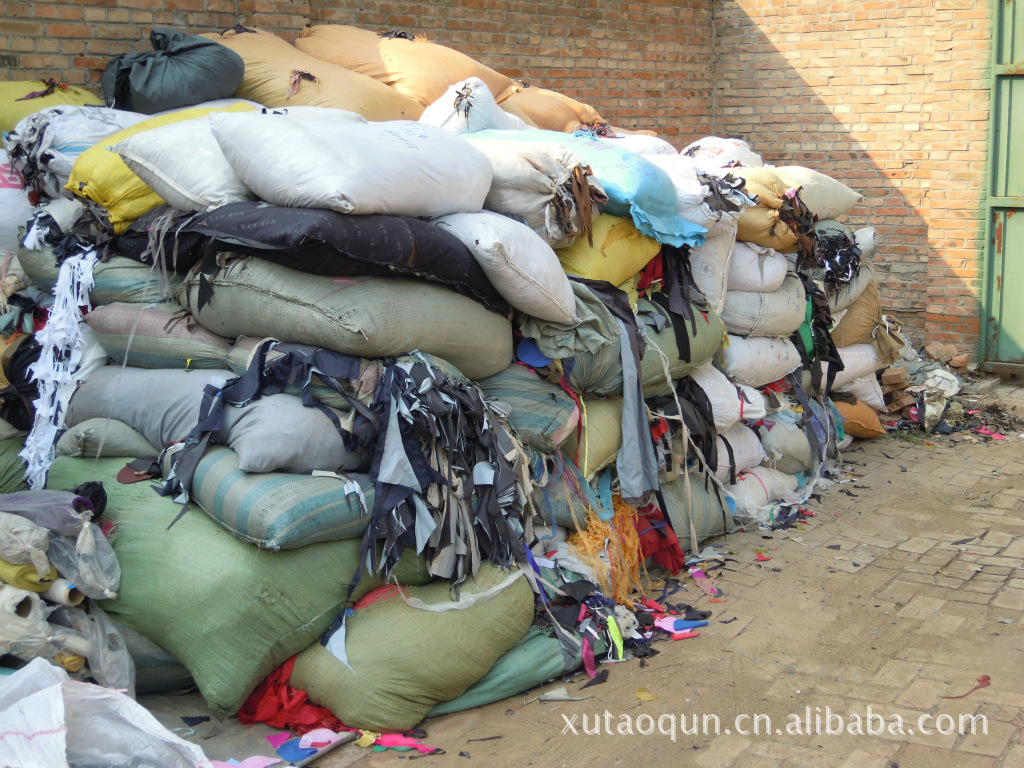 尼龙布高弹丝布角料 pa专用处理造粒料一批