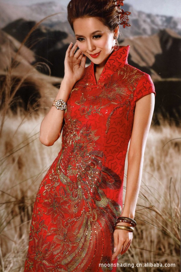 2011新品韩版婚纱敬酒红色影楼主题服装新娘礼服壹美佳人610193图片