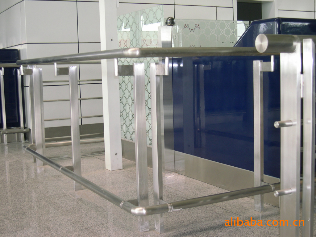 建材与装饰材料 门窗,楼梯 楼梯扶手,踏板及配件 【金牌品质】不锈钢