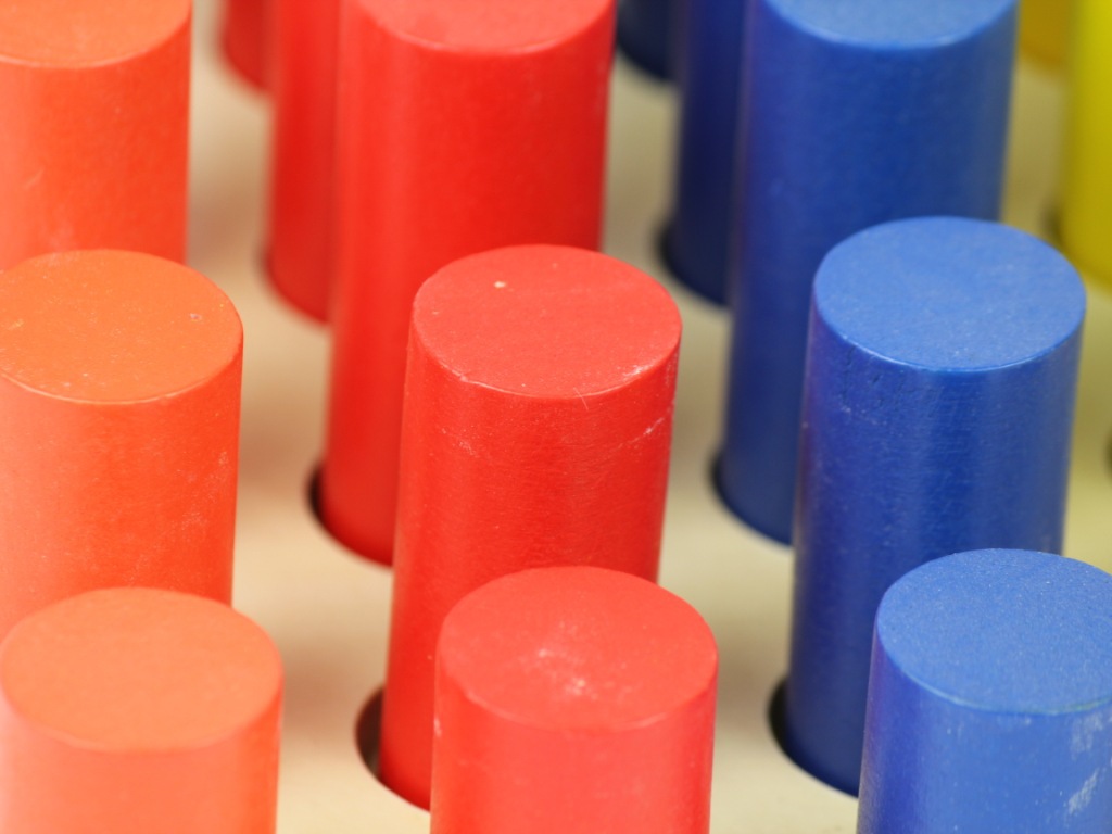 蒙特梭利教具几何体支柱早教玩具木制益智玩具montessori