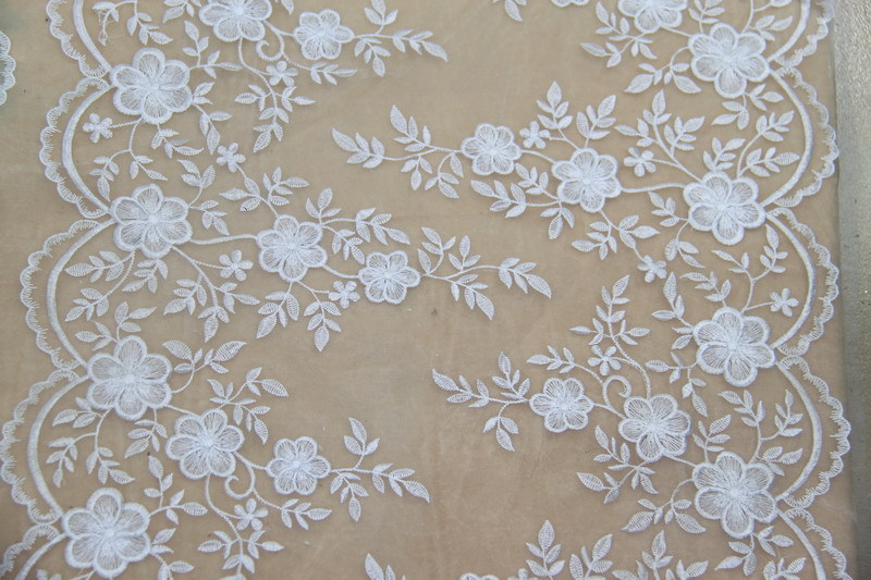 巴里纱|玻璃纱水溶绣裙子服装布hkp0156 水溶绣:是刺绣花边中的一大类