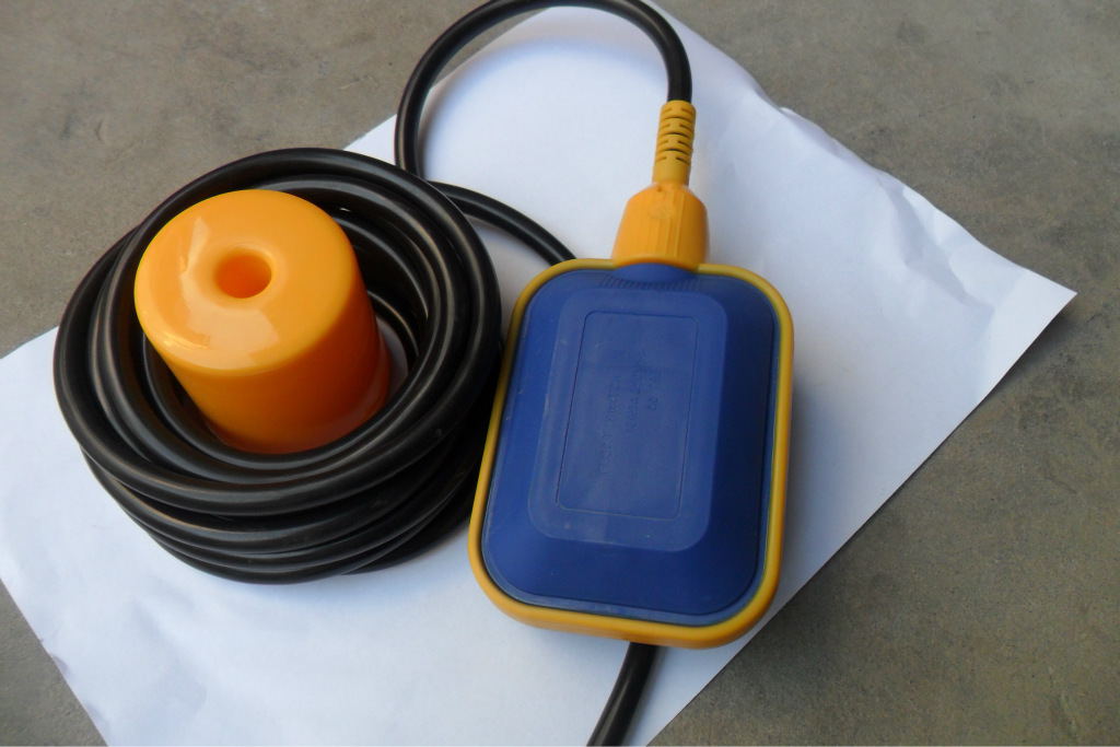 供应浮球开关,水位开关,电子液位计图片_3