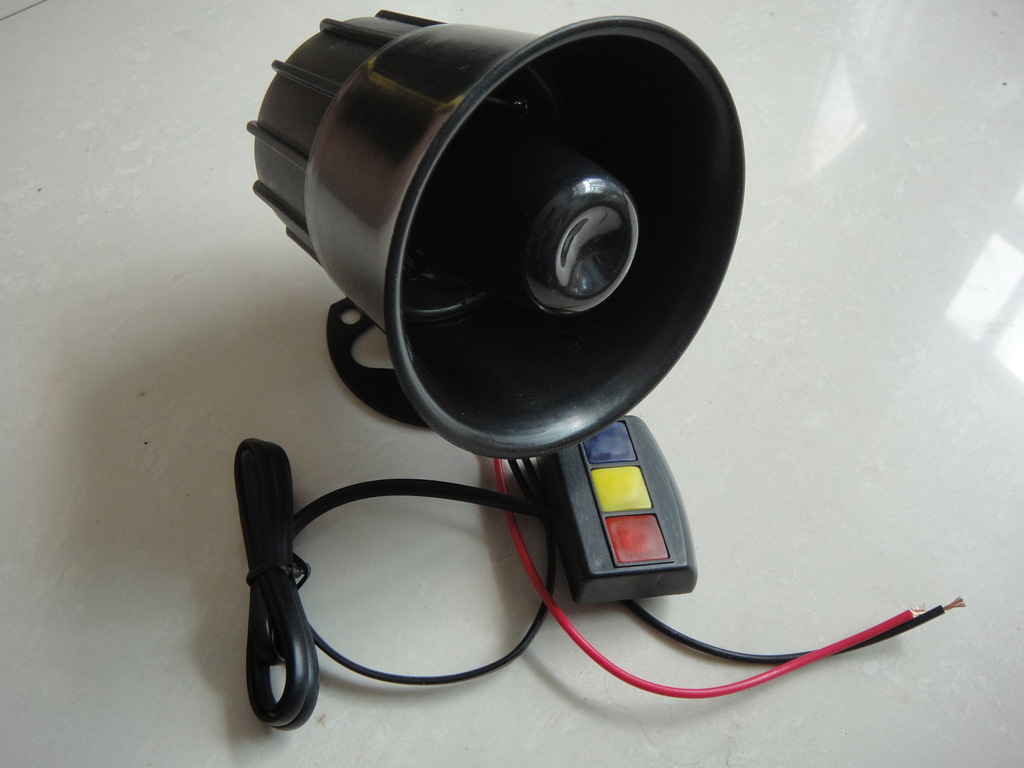 供应摩托车三音喇叭 汽车三音喇叭 警报喇叭 12v