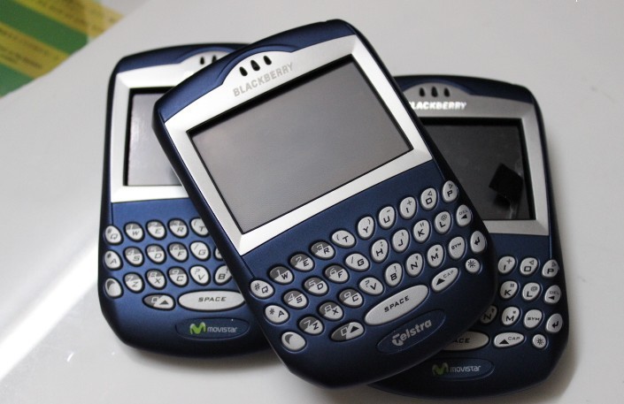 二手黑莓 7290 原装最便宜智能手机 全键盘 低价智能手机批发