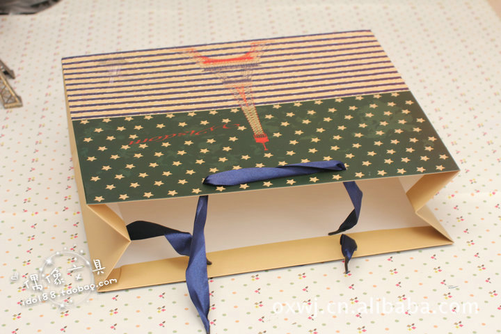 偶像文具 大号横式喜乐泉源国旗纸质手提袋xlyq-hd01 8404