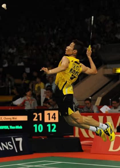 尤尼克斯yonex shb-92mx 羽毛球鞋 李宗伟全新战靴 大黄蜂shb92mx