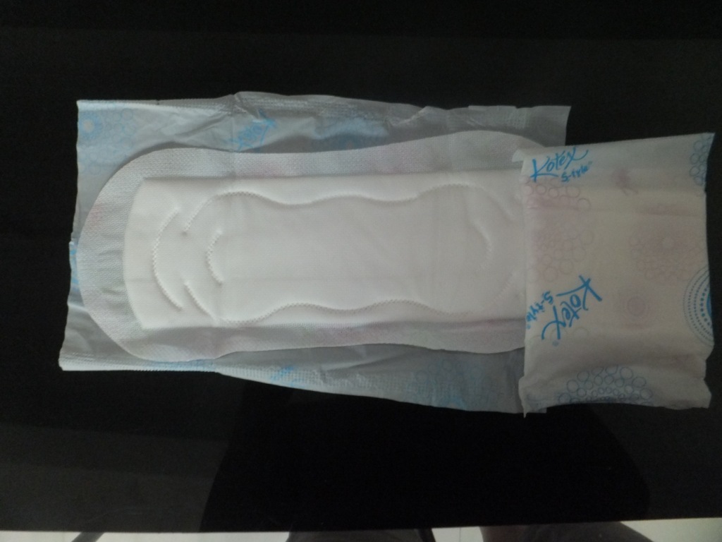 oem【厂家直销】 提供230mm没有护翼卫生巾加工 外贸 kotex
