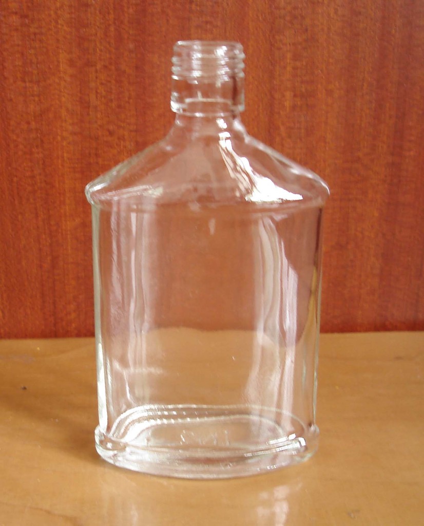 玻璃酒瓶 白酒瓶 红酒瓶 高档酒瓶 各种玻璃瓶制作