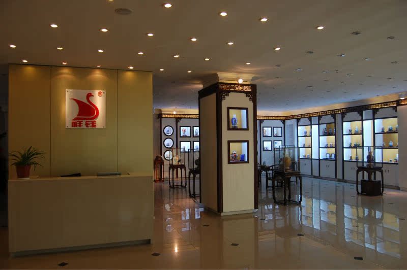 锦钰藏品高端礼品景泰蓝镶玉天圆地方花瓶 小 国礼 深圳景泰蓝厂