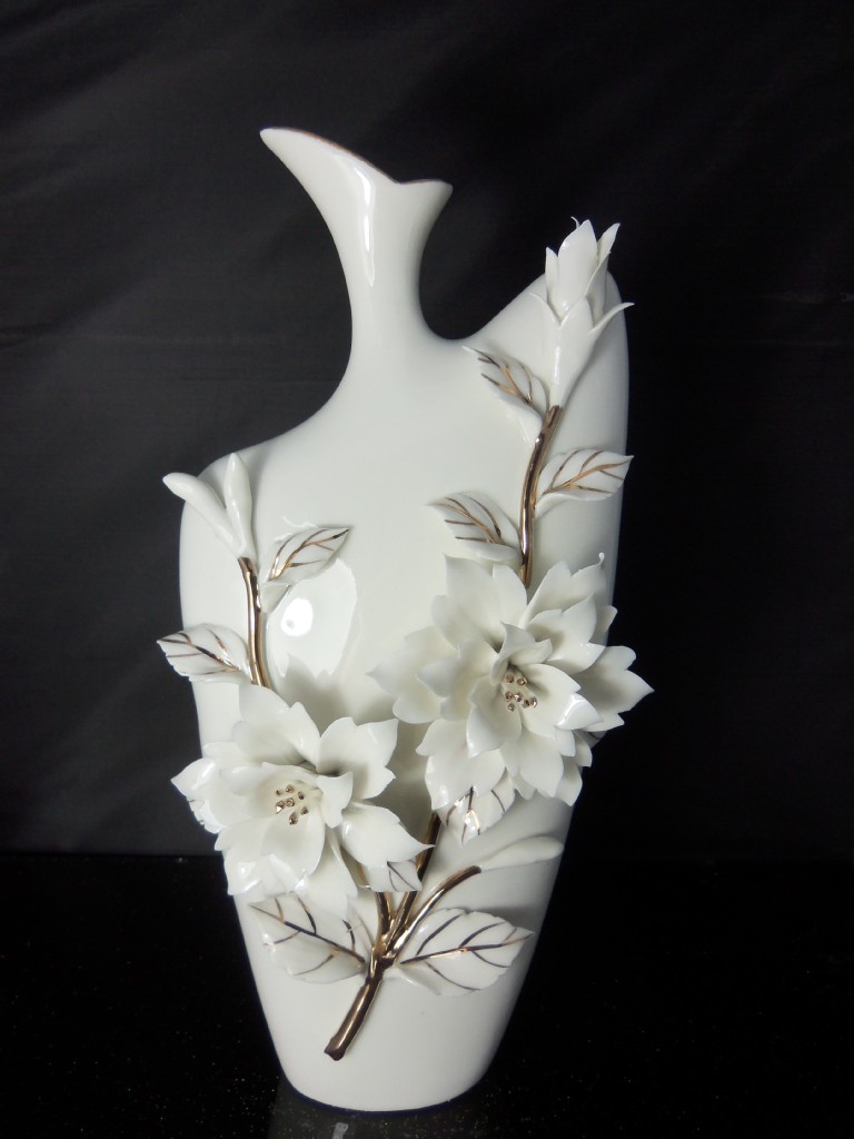 陶瓷工艺品 家具用品 摆件 寄花 花瓶 艺术花瓶