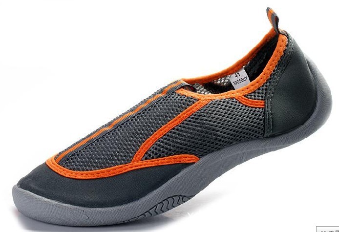 2012新款正品toosby情侣款男女软鞋批发331004运动鞋批发