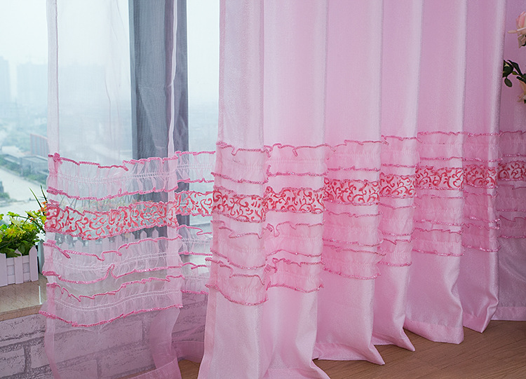 粉色绣花拼接窗帘 小额批发零售