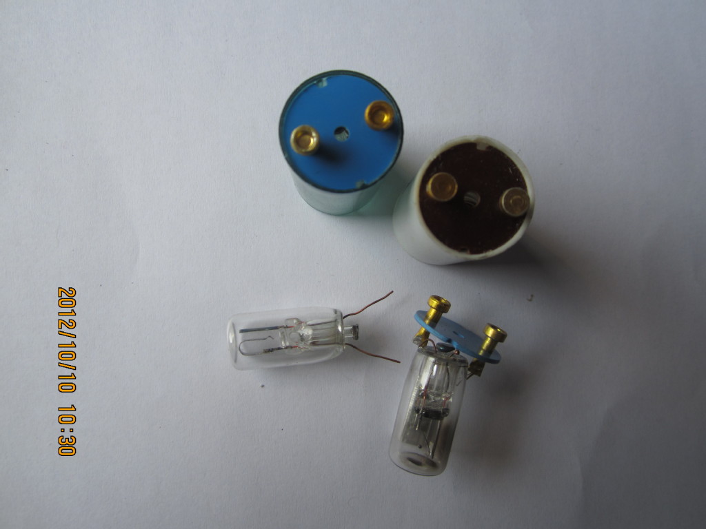 荧光灯用启辉器