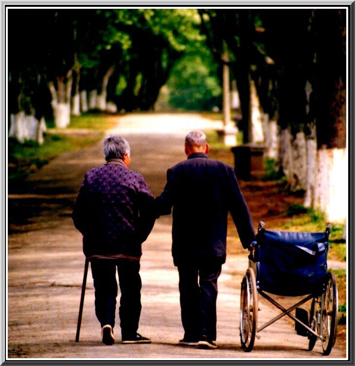 堆绣《相濡以沫》