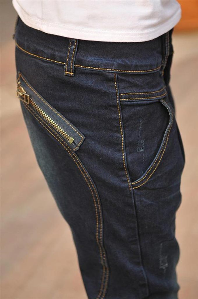 西部牛仔新款女式牛仔裤,款式新颖,价格从优