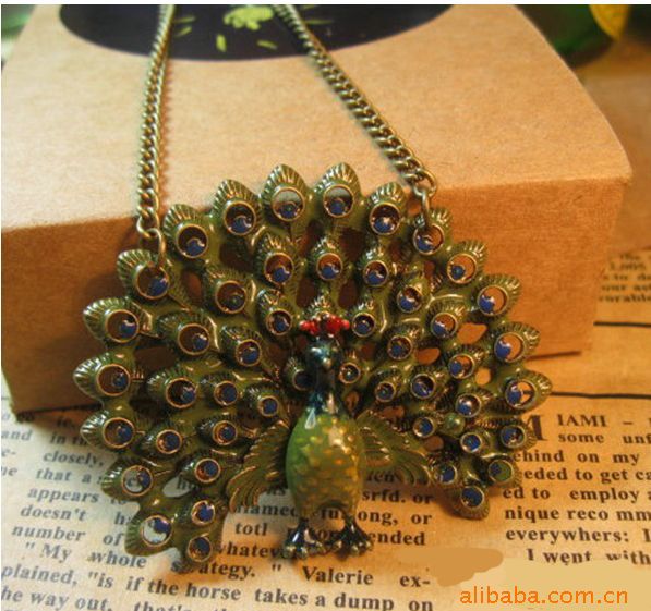 【饰品批发】欧美复古外贸原单 滴油孔雀开屏项链毛衣链x10041
