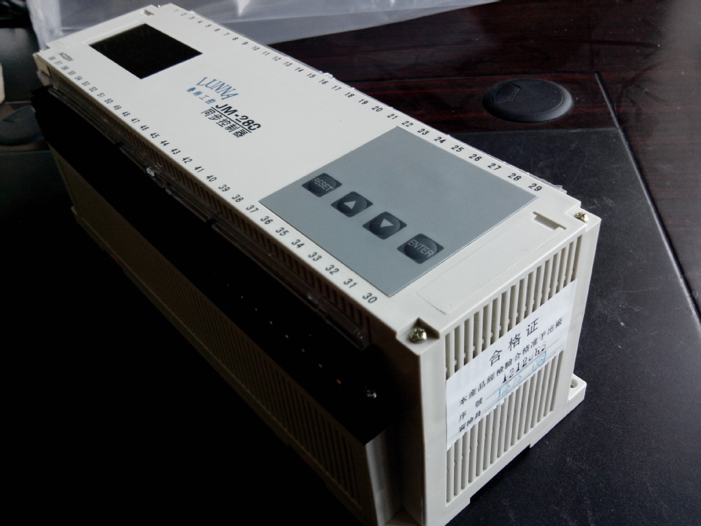 供应现货原厂正品lunna鲁纳jm-280八路同步控制器(同步调节器)