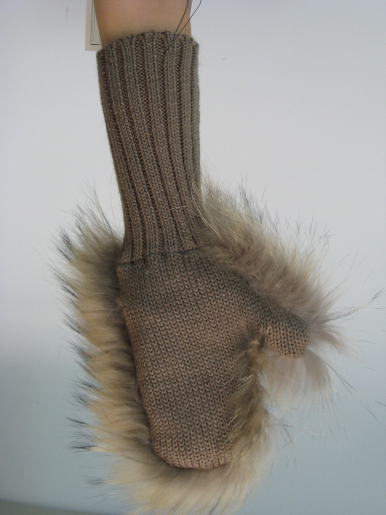 澳诗玛 皮草手套 休闲保暖长毛 8145