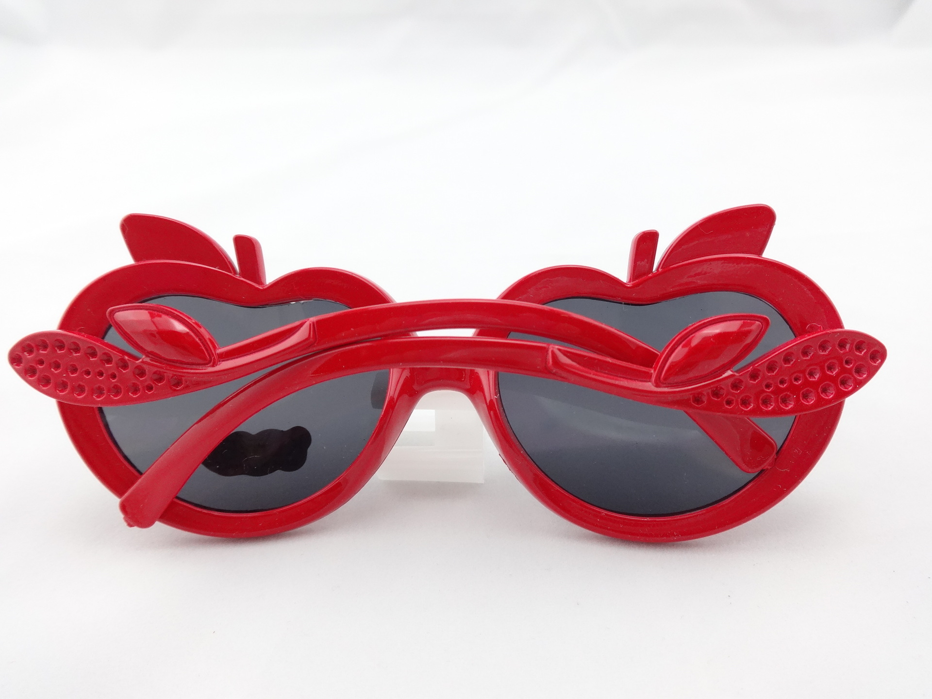 新款儿童太阳镜批发装饰眼镜墨镜防紫外线苹果造型萌款 潮妞必备