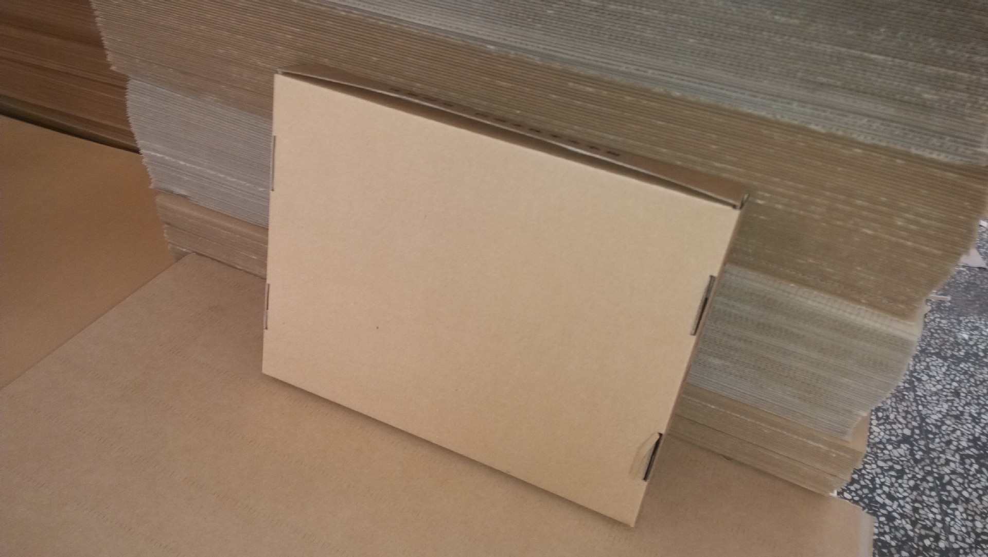 礼物盒包装包装办法_牛奶包装盒印刷_ps牛奶盒包装设计教程