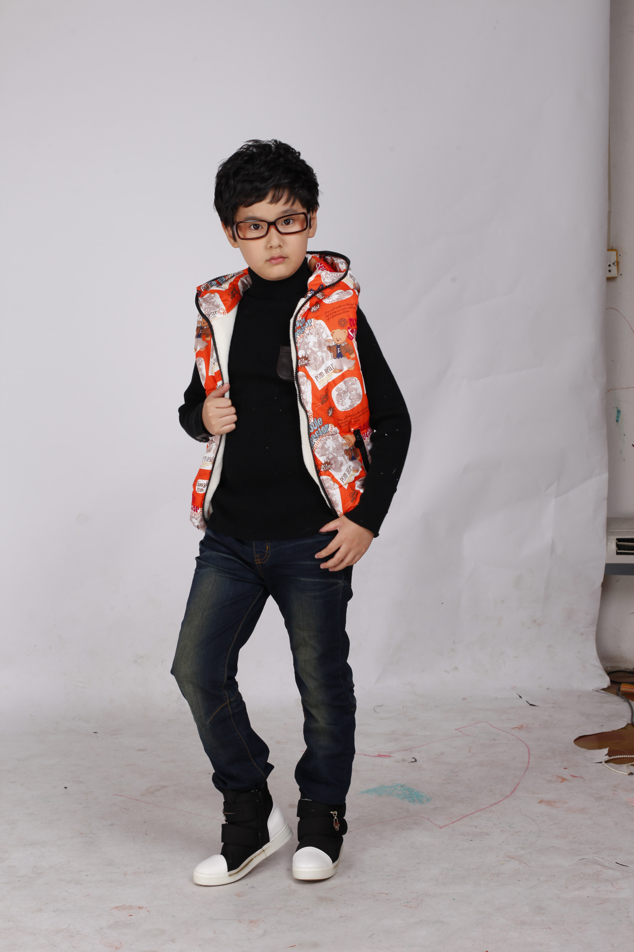 2013秋冬新款 男童全身印花面料小熊加厚加绒棉马甲 厂家批发