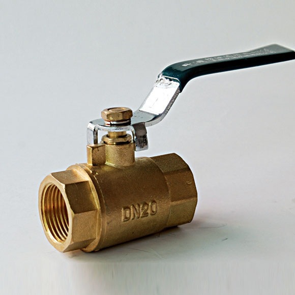 锅炉用水龙头1/2,热水龙头,球阀及配件等!