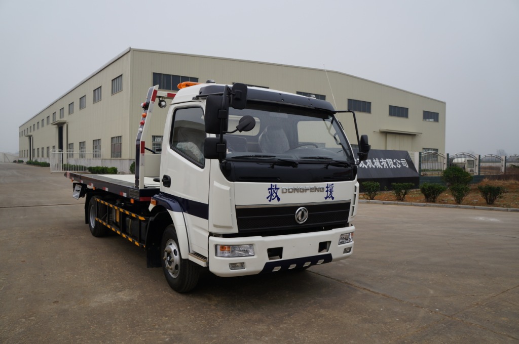 德国进口密封件技术专业清障车厂家 东风清障车 国Ⅳ排放标准