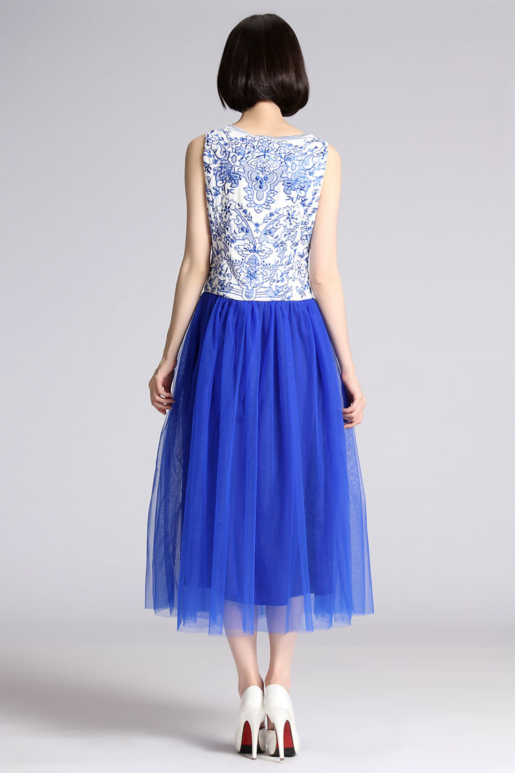 夏装新款 高端欧美大牌款青花瓷刺绣长款连衣裙 网纱长裙批发