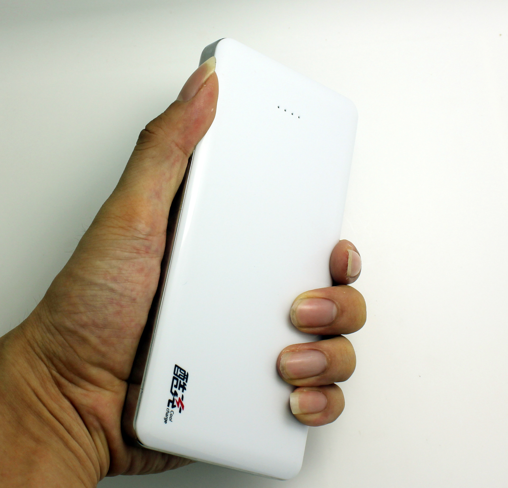 酷充移动电源/充电宝 电霸 时尚简约 劲爆款 16800mah