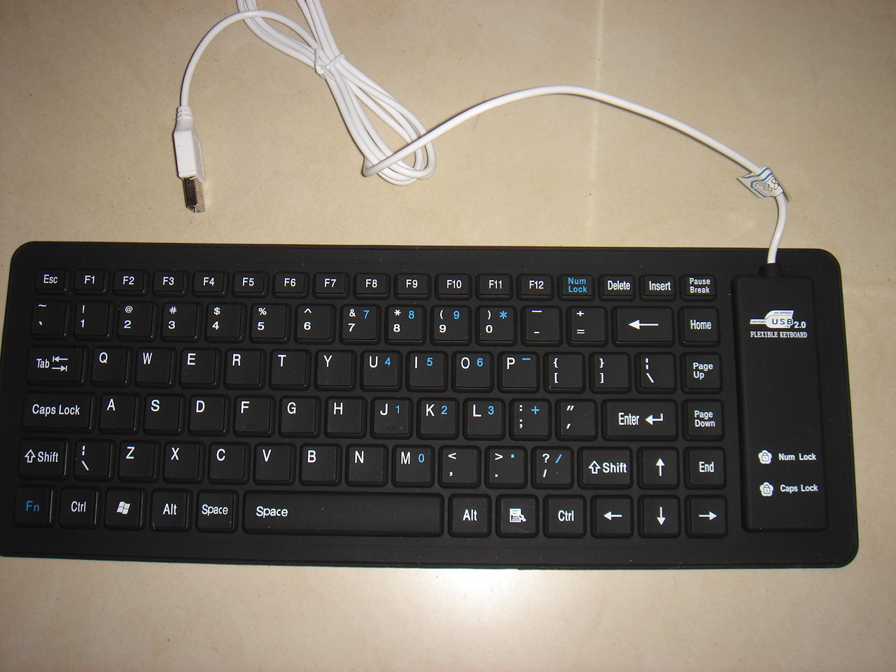 优质彩色硅胶 环保无毒超簿折叠软键盘 usb接口 88k