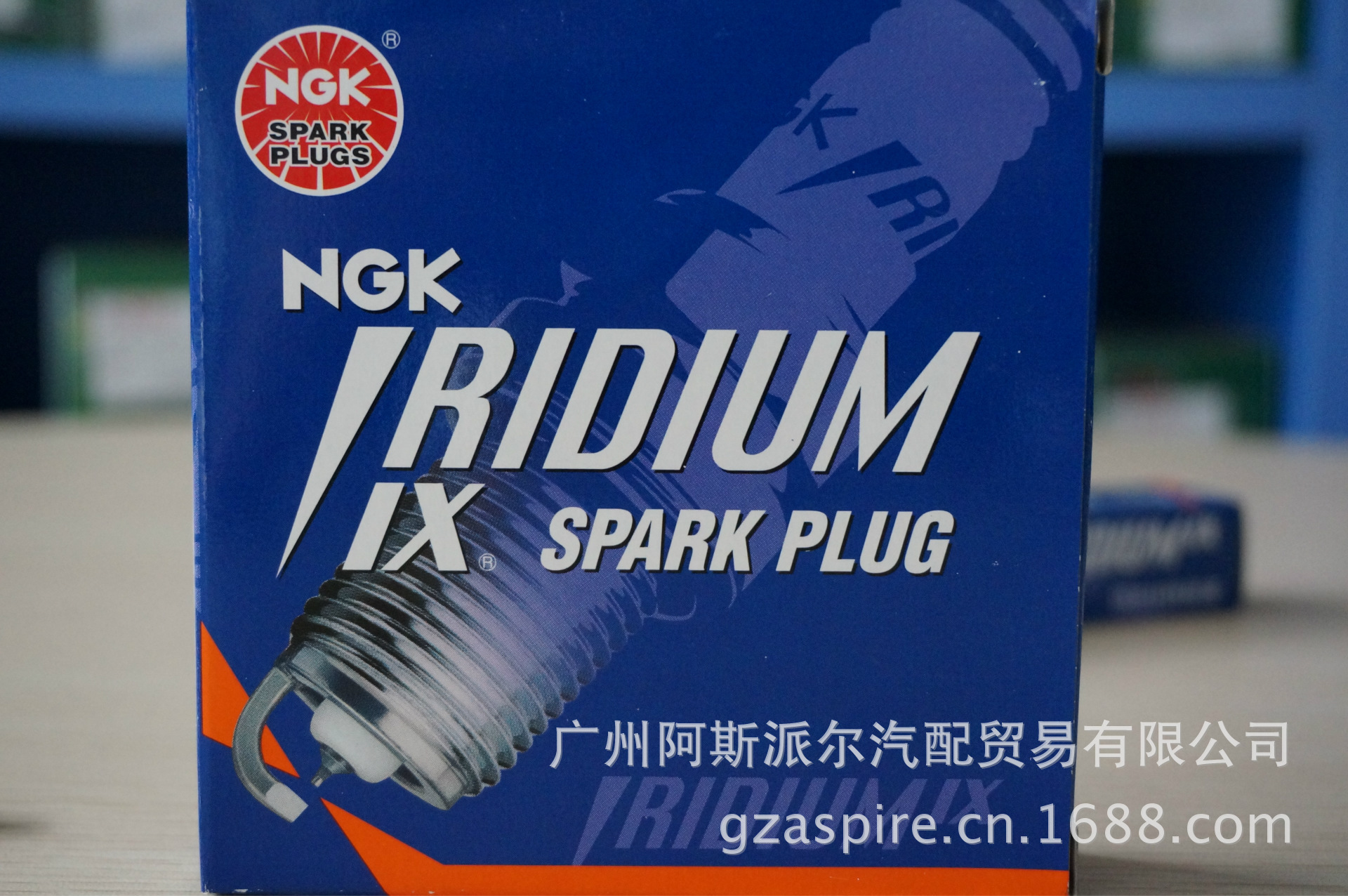 ngk汽车火花塞 lfr5aix-11 6708 长牙铱金(旧天籁,现代)正品