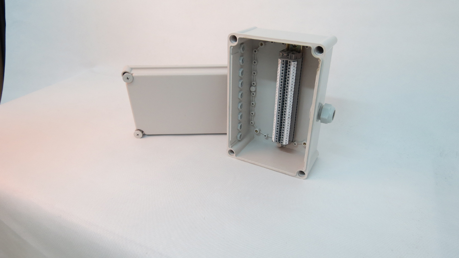 赛普套装接线盒280*190*130mm 可定做1进9出防水电缆接线盒